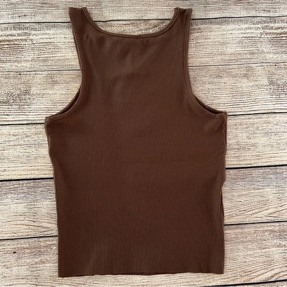 Skims Cutout Ribbed Tank - Picture 5 of 7